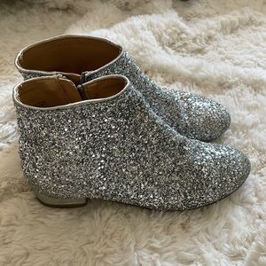 Silver glitter size Y3 bootie. Good to great condition. Maybe worn 10/15 times.